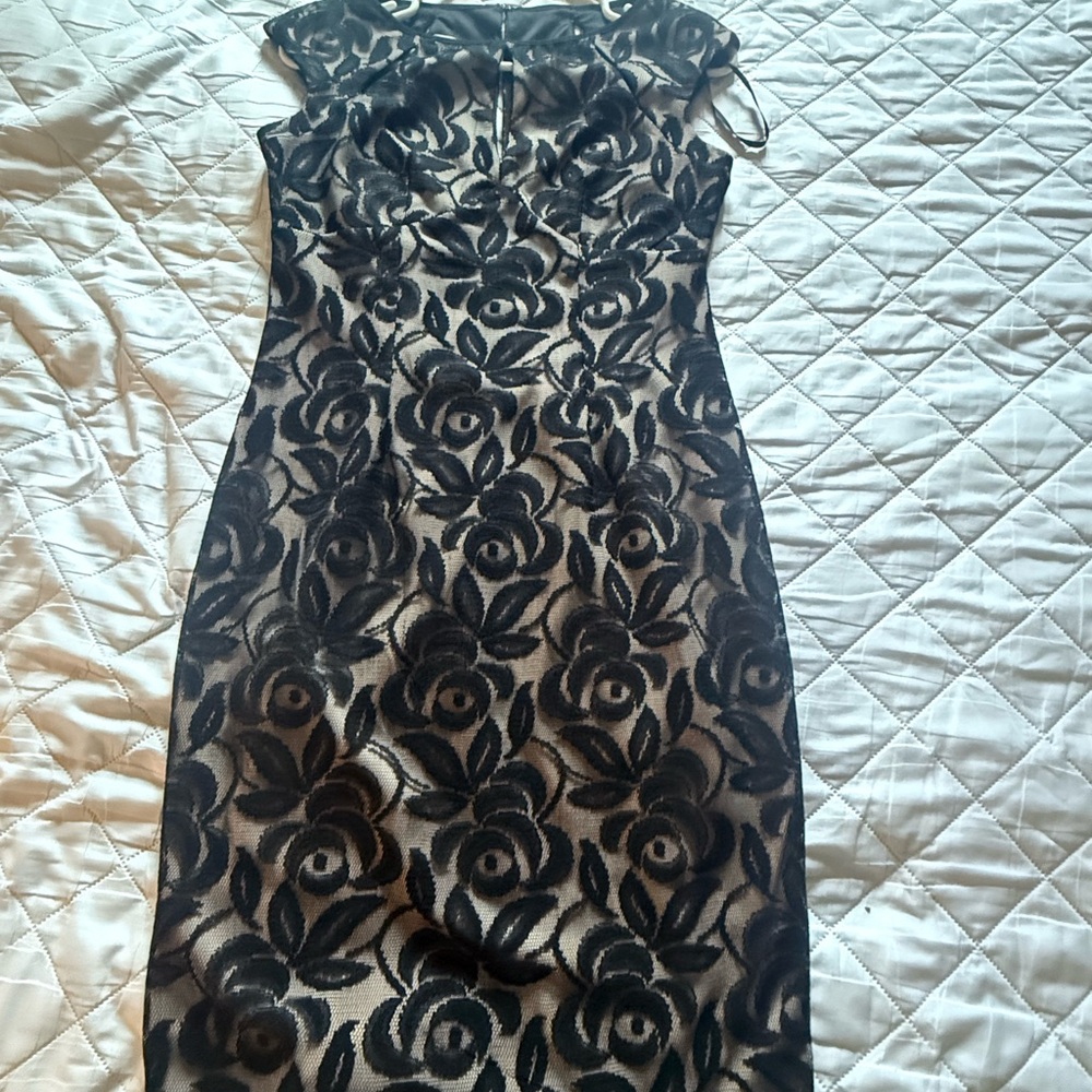 Maggy London Black Floral Midi Dress